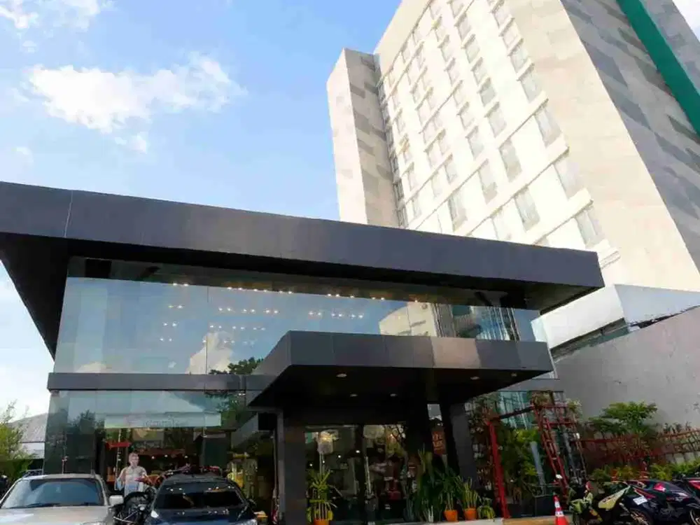 Gedung Ex Showroom Raya Tb Simatupang