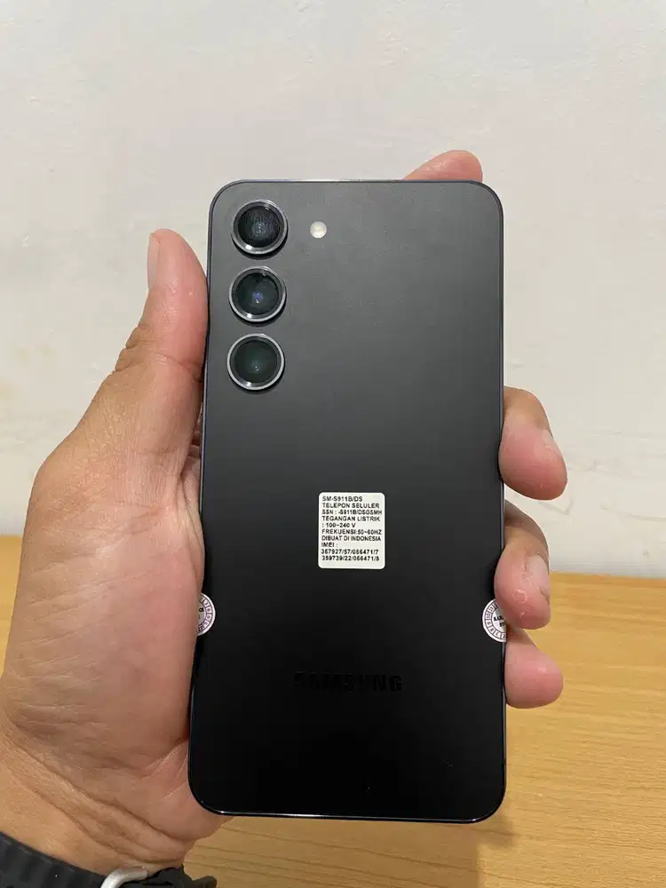 Samsung Galaxy S23 5G 8/256GB Resmi SEIN Indonesia S24 S25 S26 S22 S21