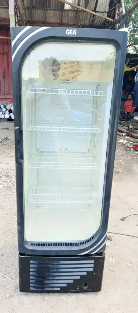 Showcase uk 4 rak gea