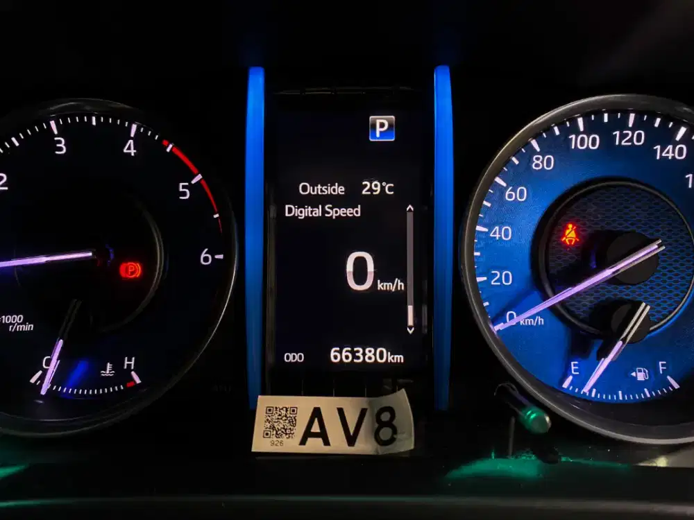 Fortuner 2.8 VRZ 4x2 AT 2022 Hitam