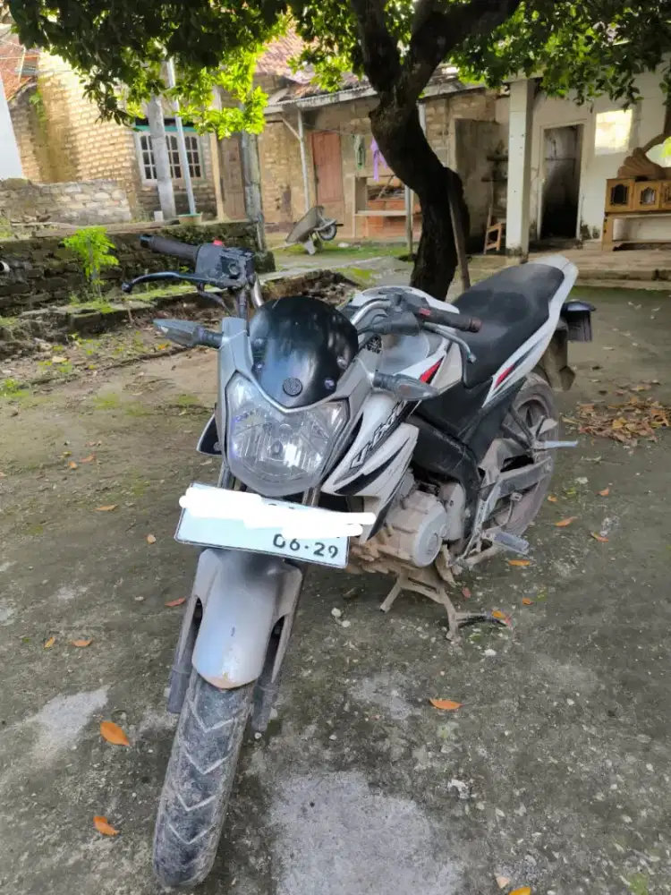 Yamaha Vixion 2014 warna putih