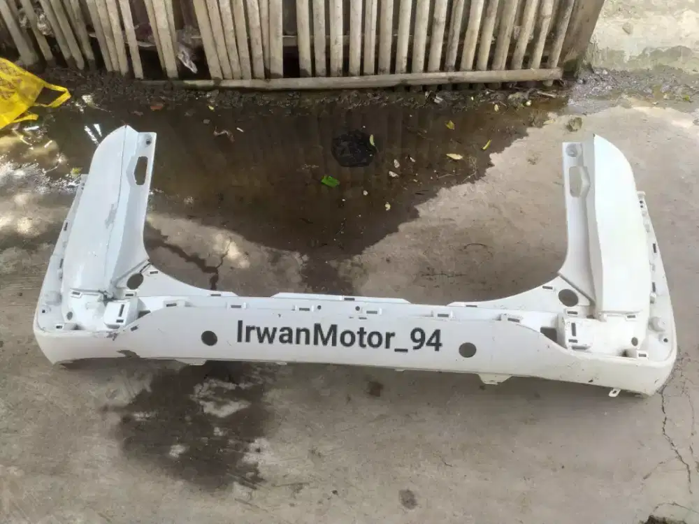 Bumper Bemper depan Face Toyota Sienta Tahun 2018