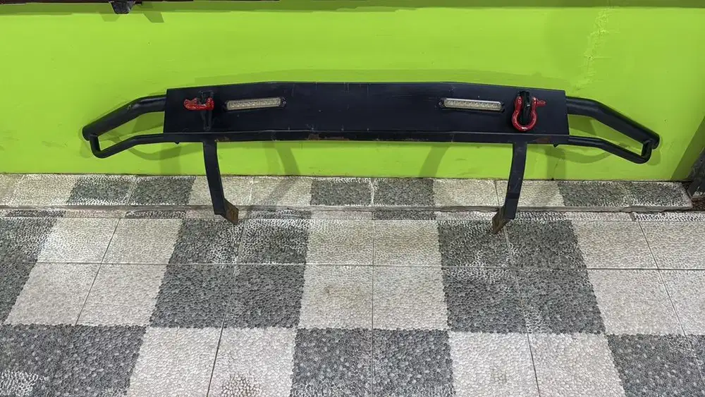 Bemper besi depan triton/hilux