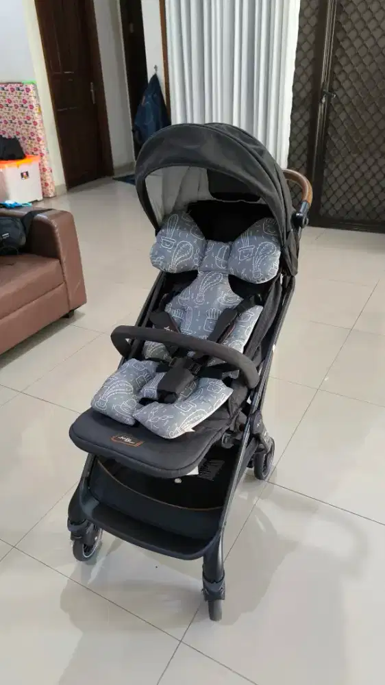 Stroller Joie signature (cabin size)