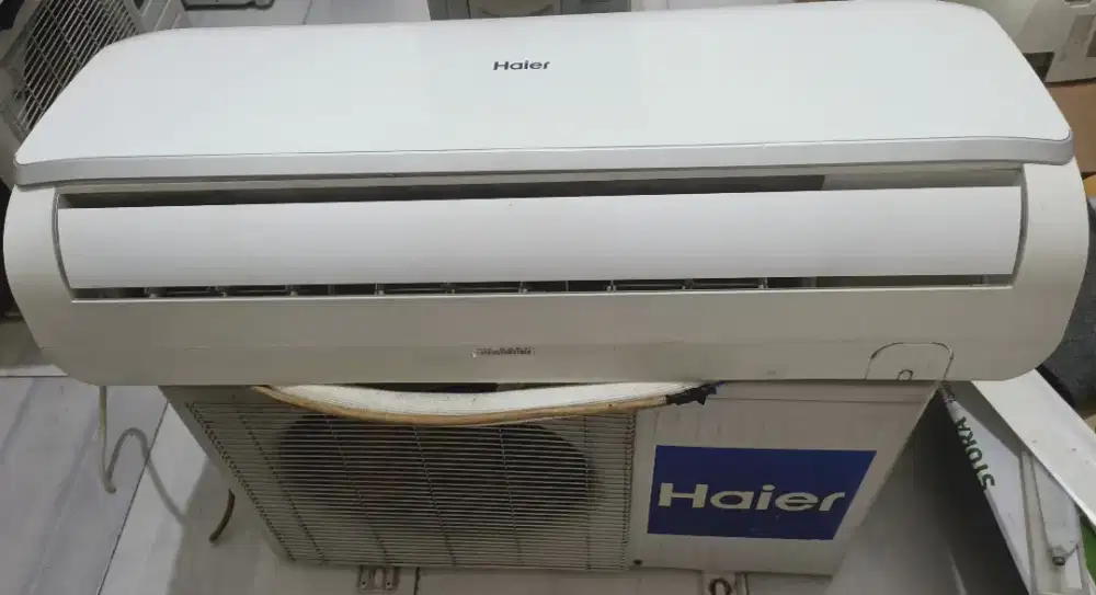 Jual ac haire 1/2 pk R 32 lowat 360 watt kondisi 95% ori semua