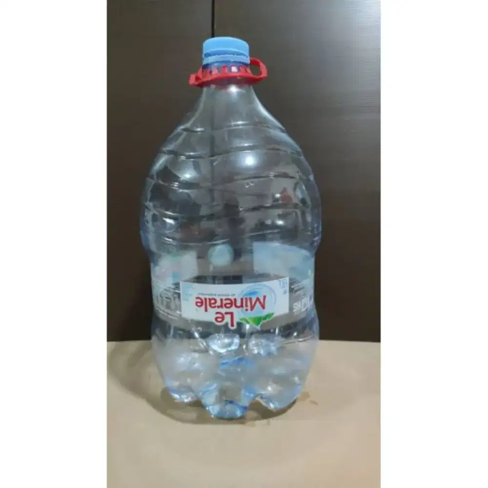 Nampung Galon Le Minerale