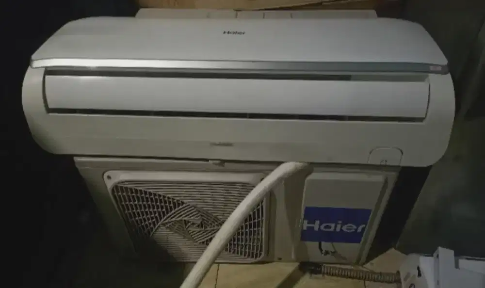 Jual ac 3/4  1/2 pk lowwat 560 watt kondisi 95% ori semua