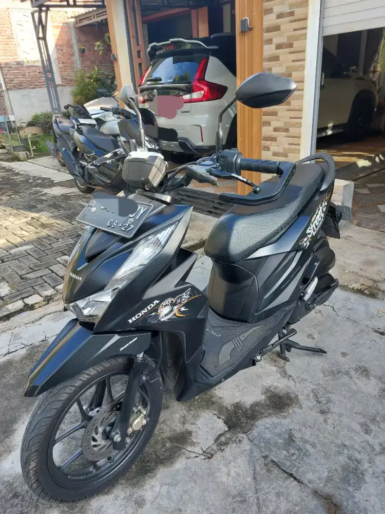 Dijual Honda Beat Street 2022