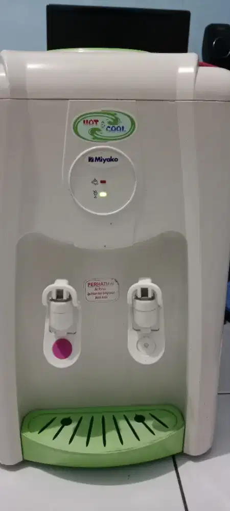 Dijual dispenser tipe Miyako WD 290 HC