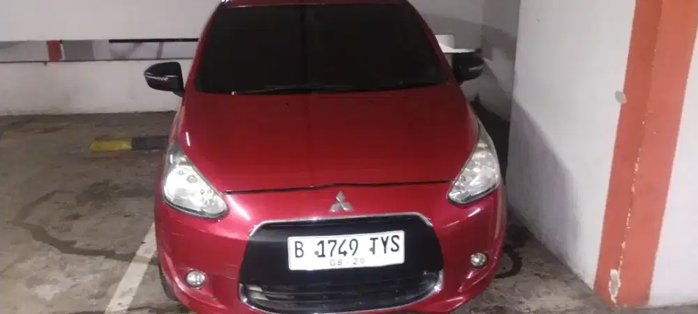 Mobil mitsubishi mirage 2014 exceed matic