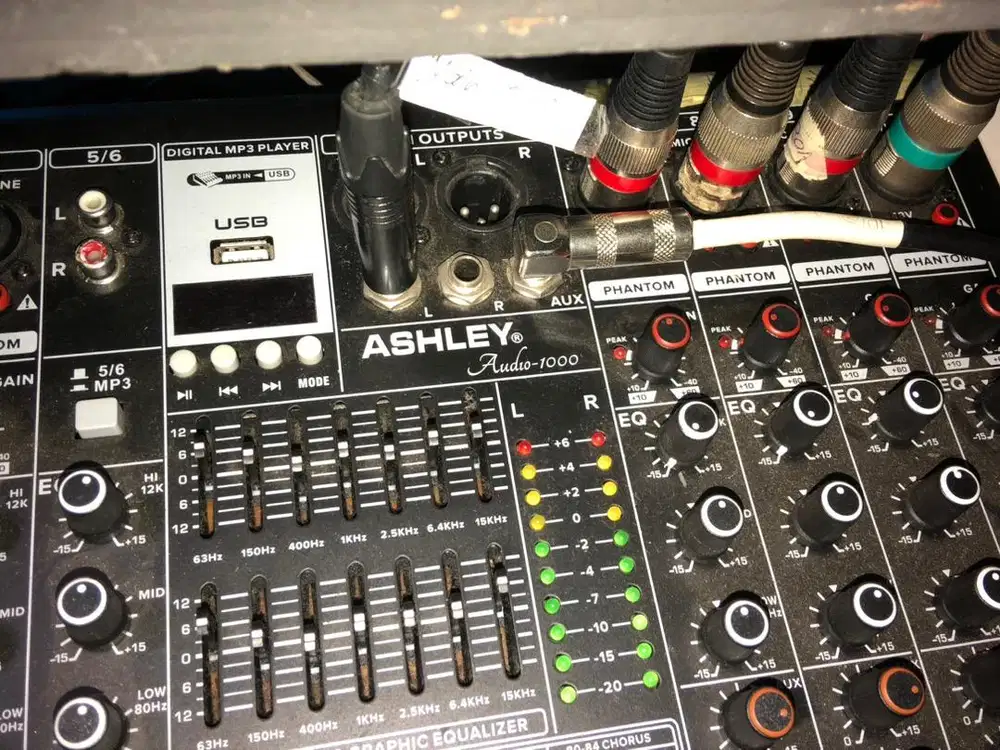 Power mixer Ashley Audio 1000 10ch LIKE NEW