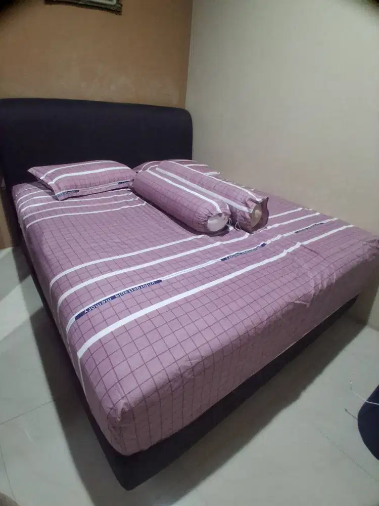 Dijual Matras plus Dipan uk 180 x 200