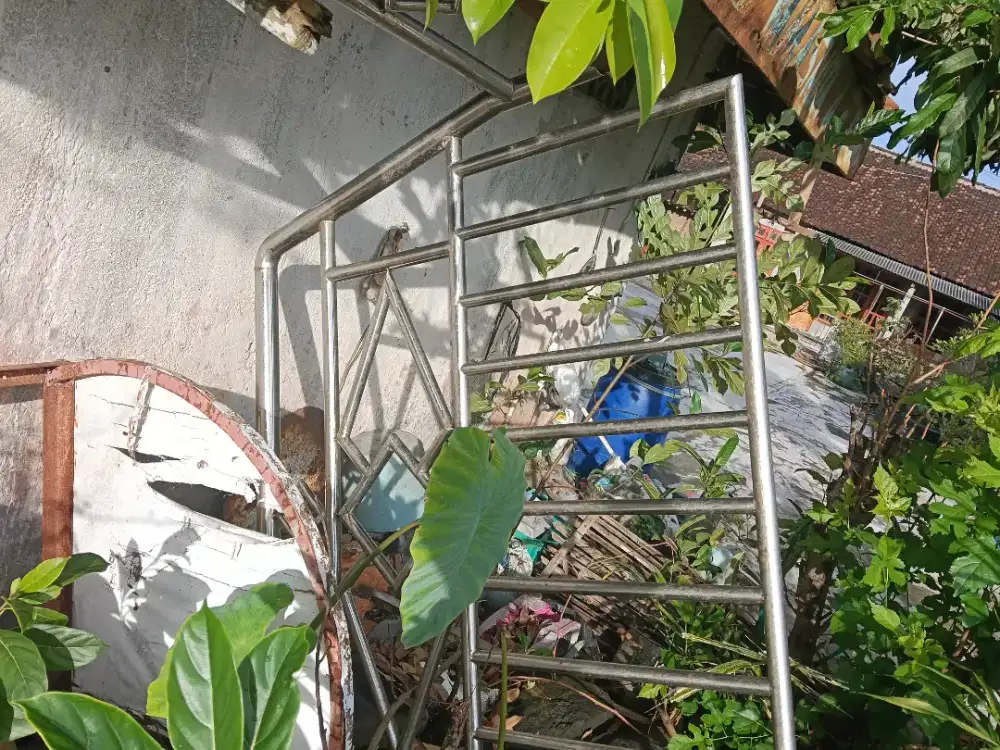 Jagrak andang stenlis ss Futura dan l300 grandmax