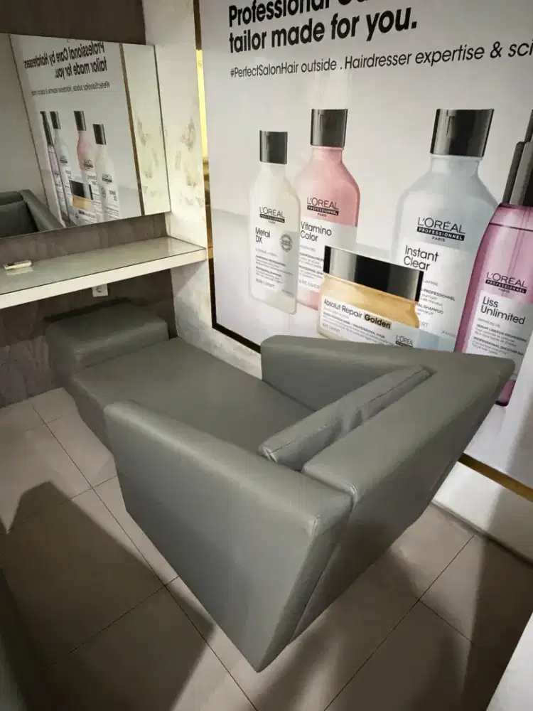 PERABOT SALON OBRAL! Kursi sofa Refleksi kulit,KACA PARTISI,MEJA KASIR