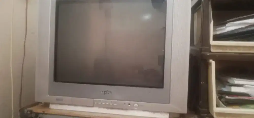 Dijual TV 21 in merk Sanyo