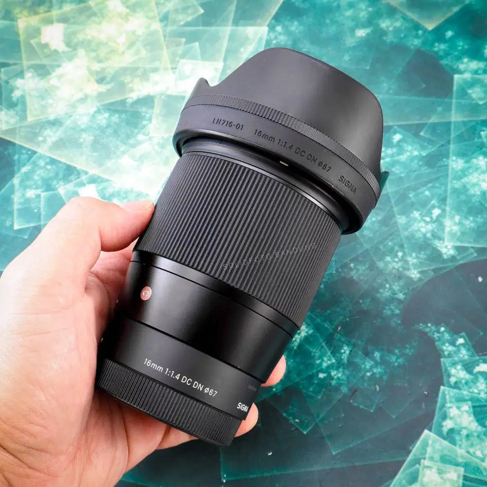 Sigma 16mm F1.4 DC DN for Sony. Fullset Mulus Sekali