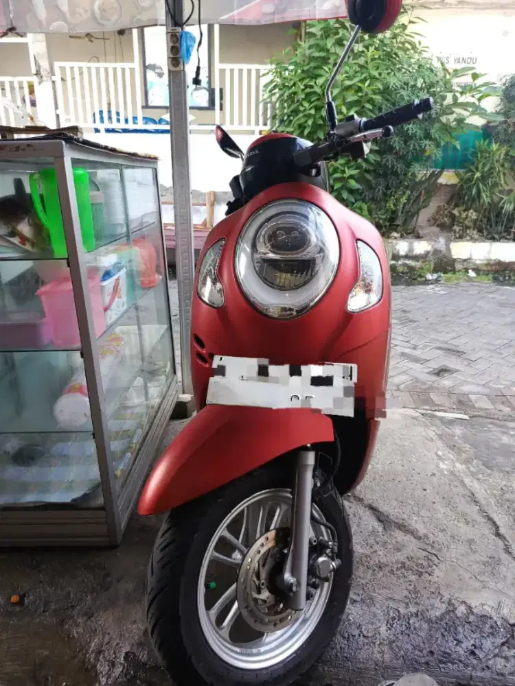 Jual Motor Scoopy Stylish Red 2022