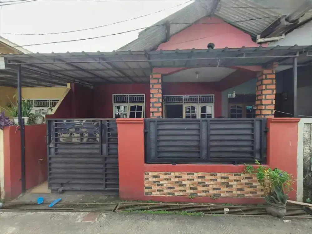 Rumah second dijual cepat 92m2(500jt) Cimanggis Depok