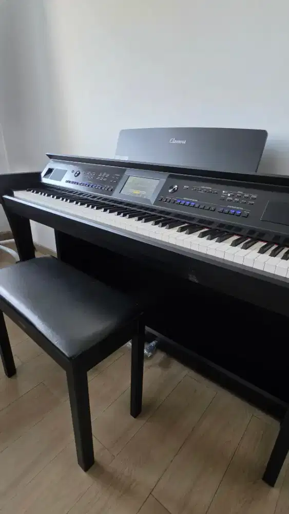 Piano Yamaha Clavinova CVP 905