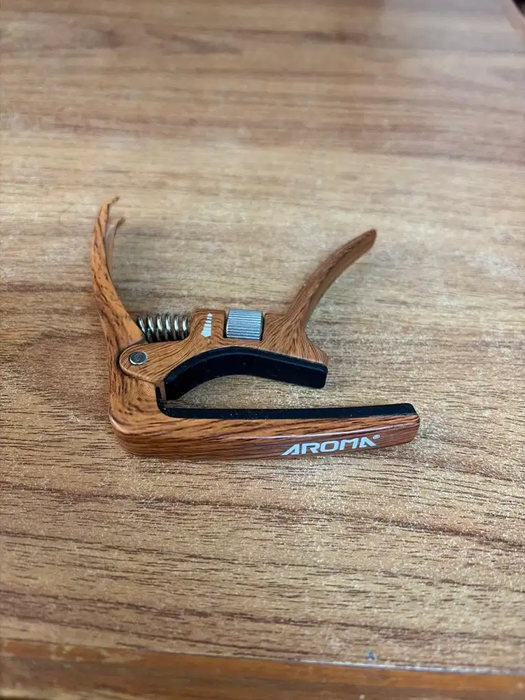 Aroma AC 30 Capo Gitar Akustik