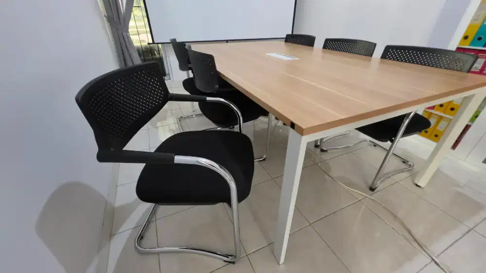 Meja Kantor Meja Meeting Set