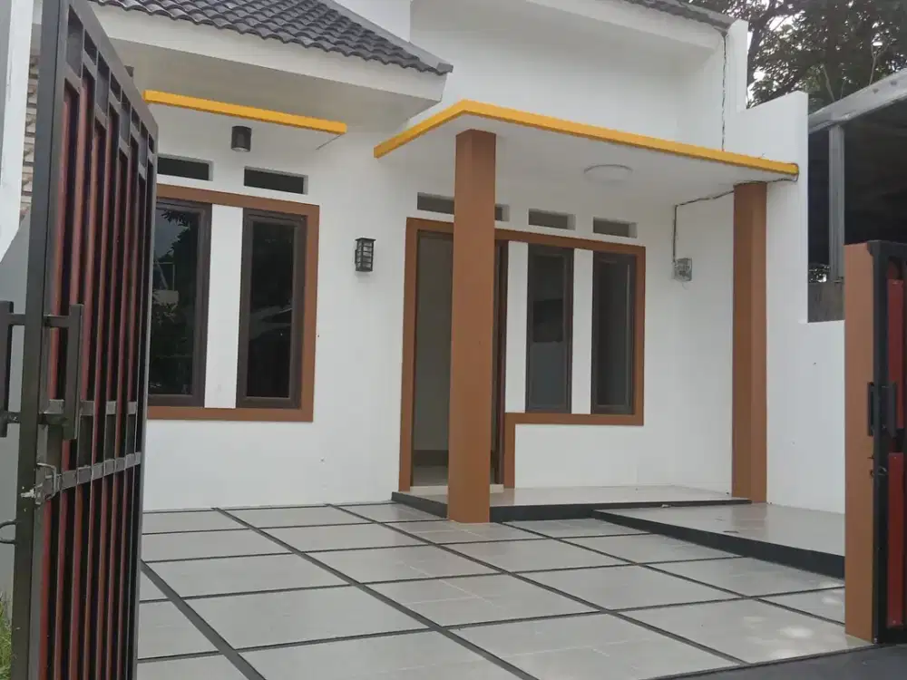 DI JUAL RUMAH MURAH 3 KAMAR TIDUR DI SENOPATI ESTATE BEKASI TIMUR