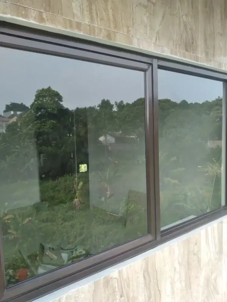 Jendela aluminium hidup & kaca mati T100cm L200cm hrg plus psg 1,85 jt