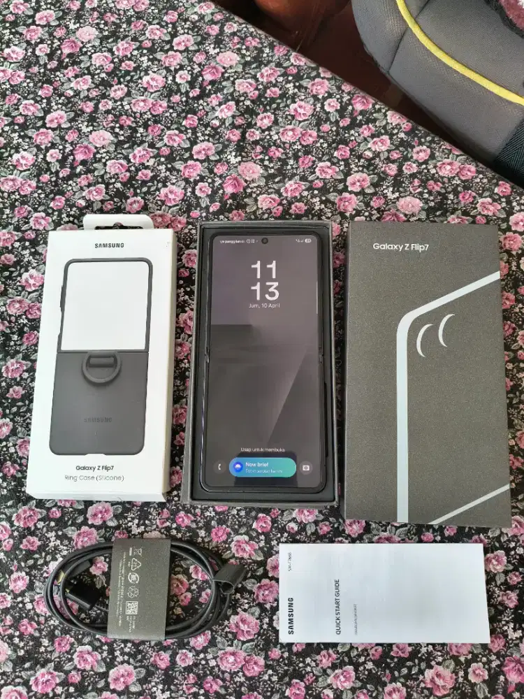 Samsung Galaxy Z Flip 7 JetBlack 12/256GB Mulpis Garansi ON Sein