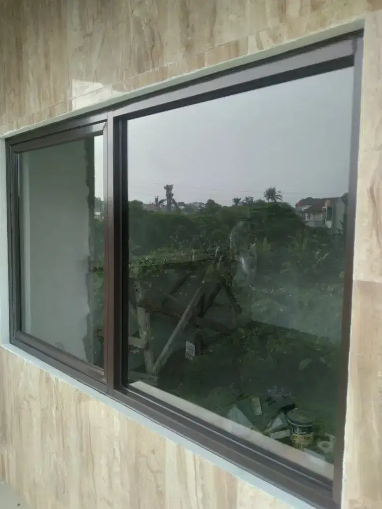 Jendela alumunium hidup & kaca mati T100cm L200cm hrg dg pasang 1,85jt