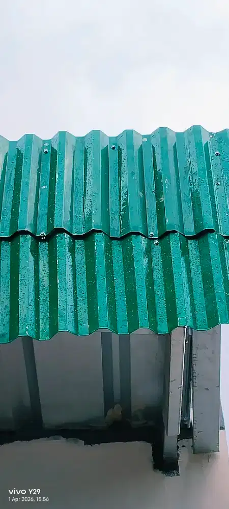 Tukang bangunan tambah kenekk