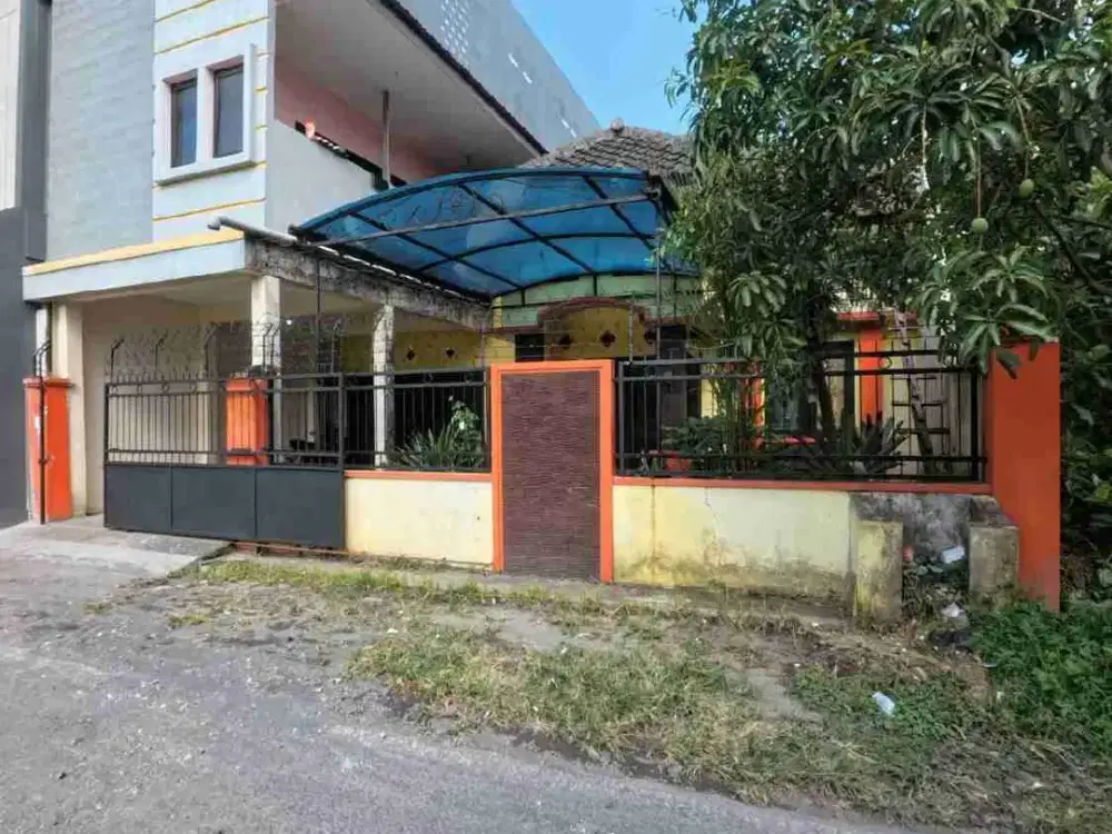 Rumah Kost Murah 18 Kamar Area Semanggi Dewandaru Suhat