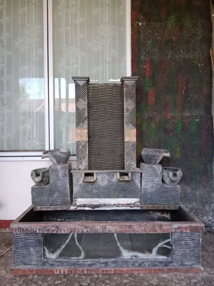 Kolam Ikan Air Terjun Portable