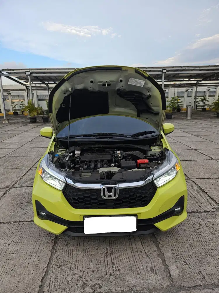 {km39rb} Honda Brio Satya E 1.2 cvt matic tahun 2025 Hijau lime