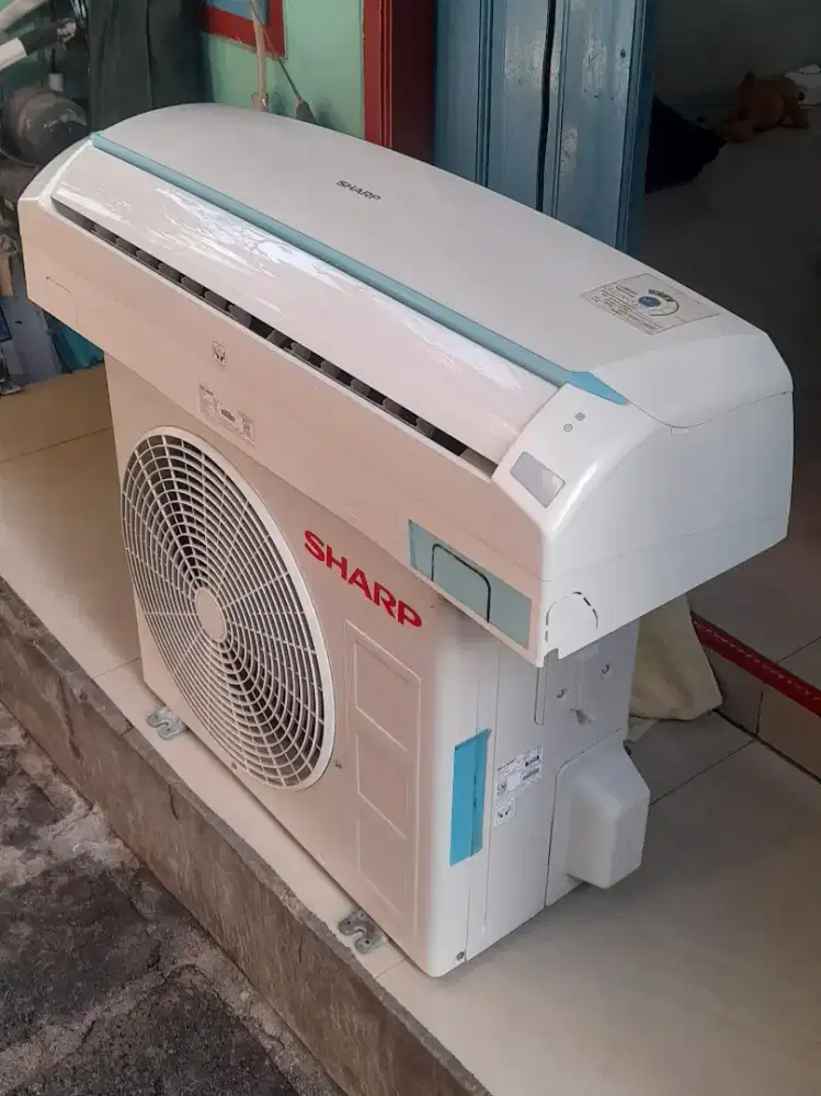 Jual ac sharp thailand 1/2 pk R32 masih mulus ori ful