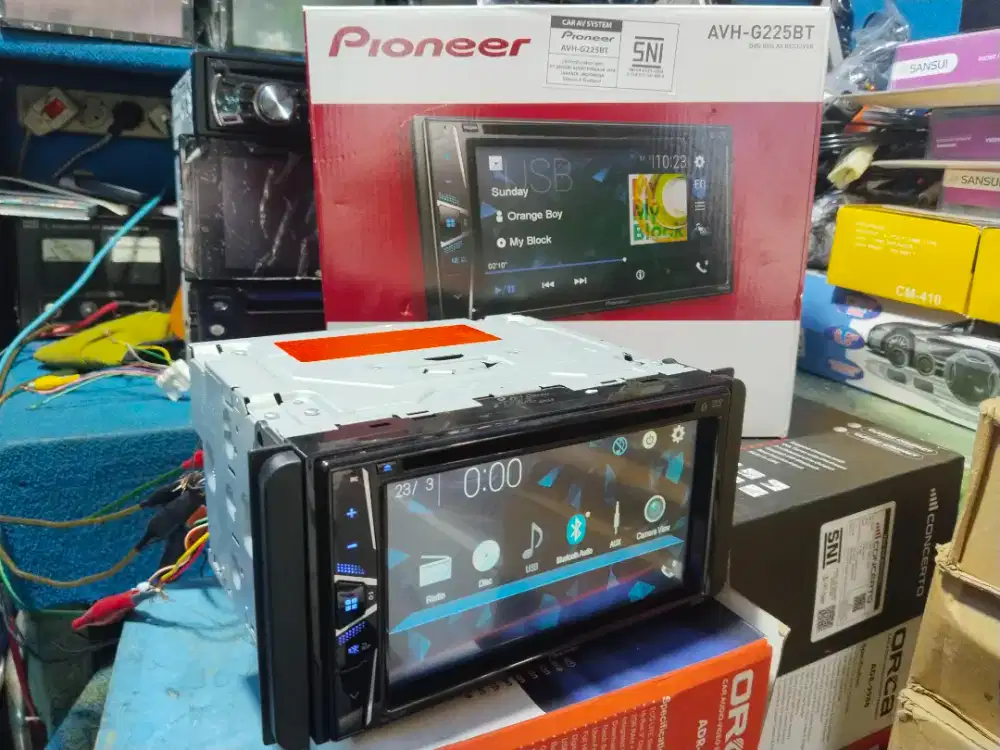 Double Din Pioneer AVH-G225BT Bekas Fullset