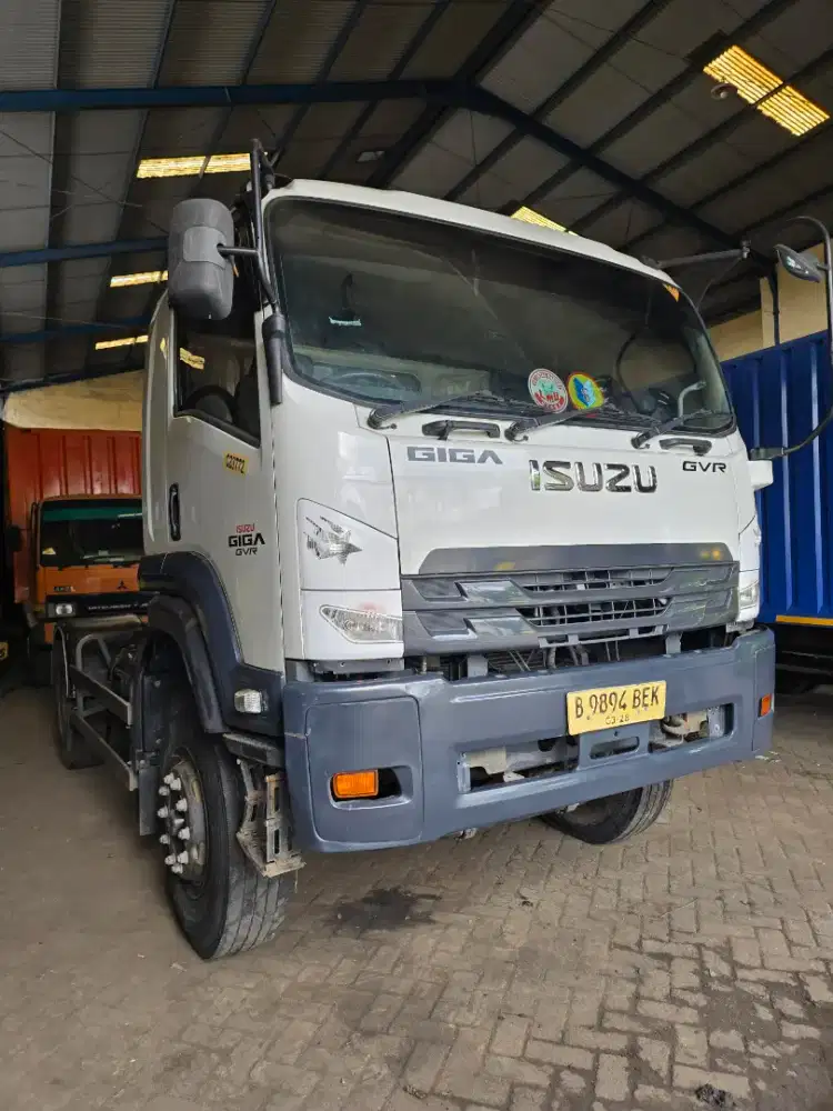 FS Isuzu Giga T.Head Asli GVR 2022 Pmk 2023 Model Baru Engkel Low Odo
