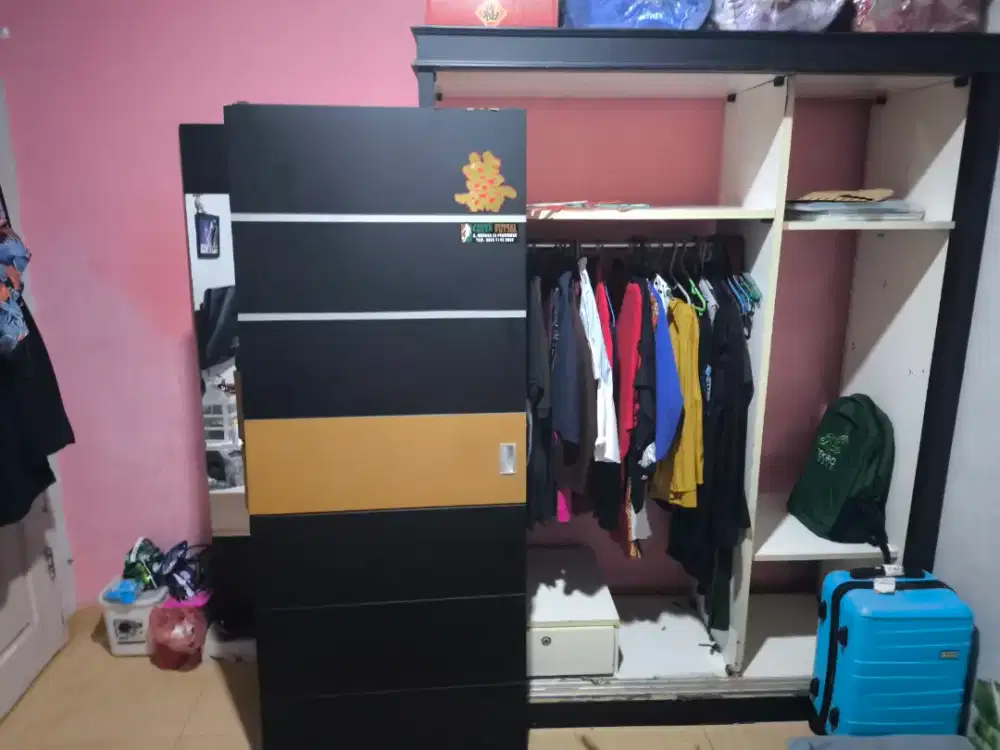 Lemari pakaina jumbo