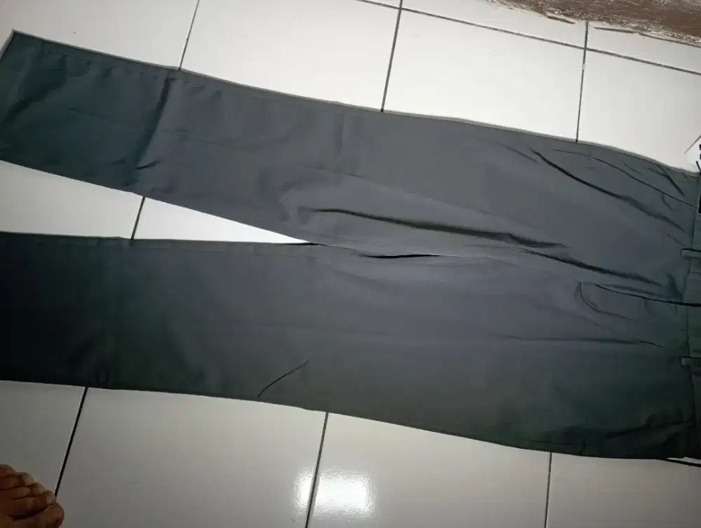 The executive size 35,kondisi baru, jual 100k