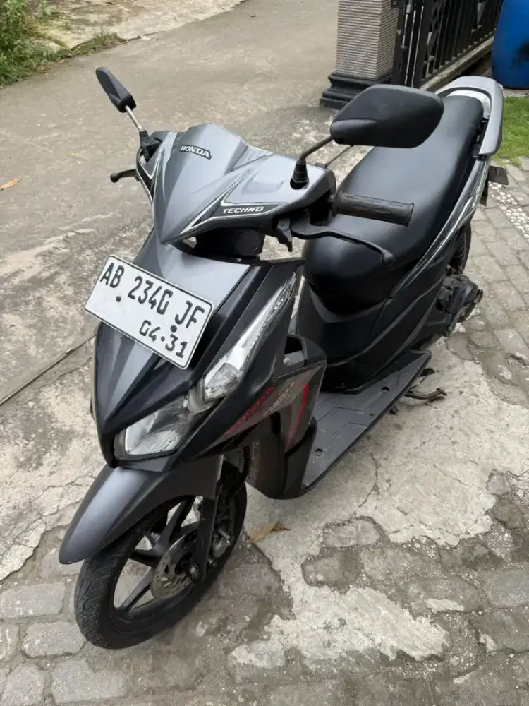 Honda Vario techno tahun 2011 plat AB kota