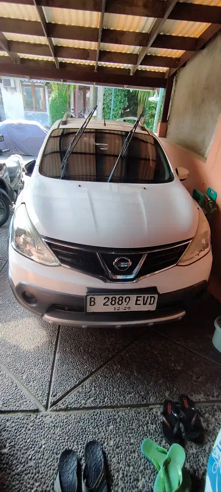 Nissan Grand Livina X Gear MT 2016