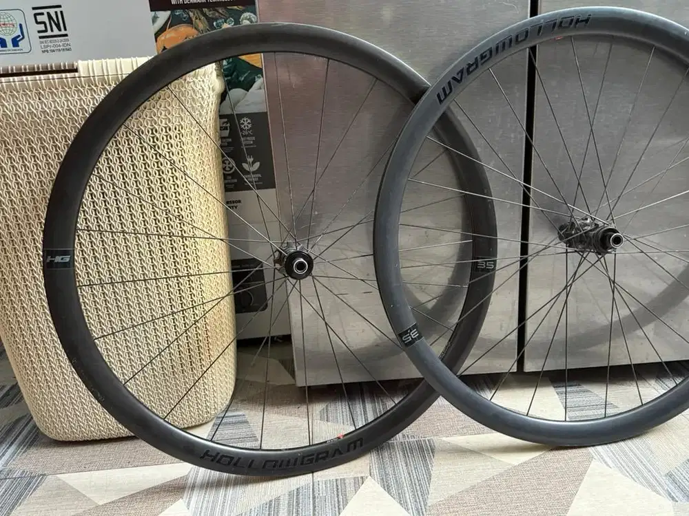 Wheelset carbon hollowgram 35mm disc