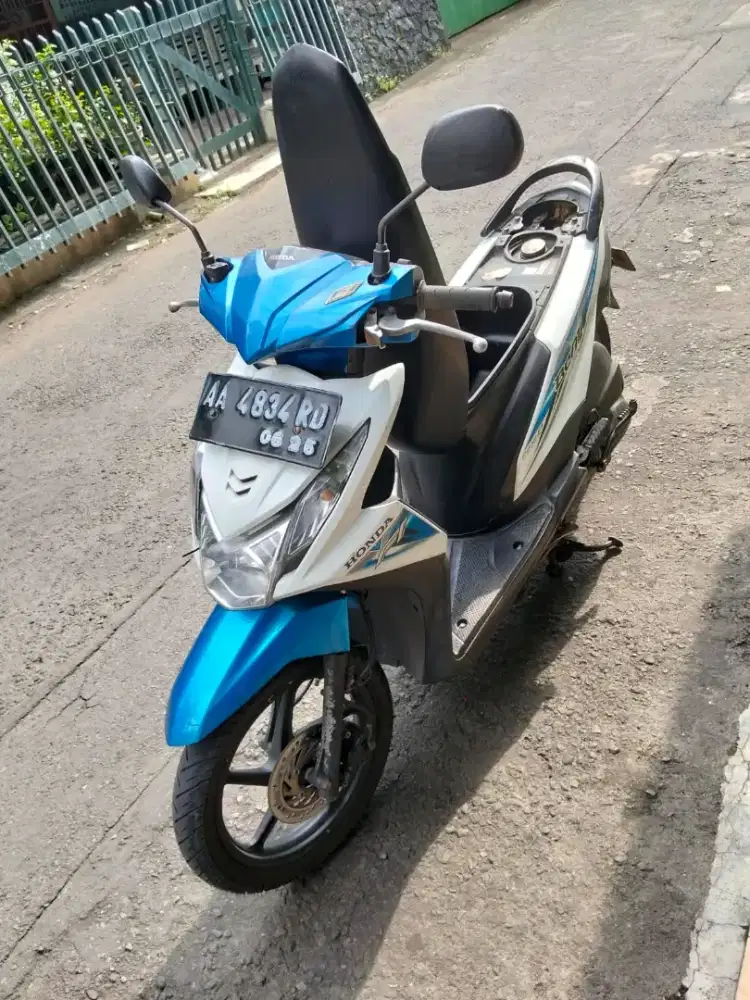 Beat esp stater halus THN 2015 plat AA kebumen