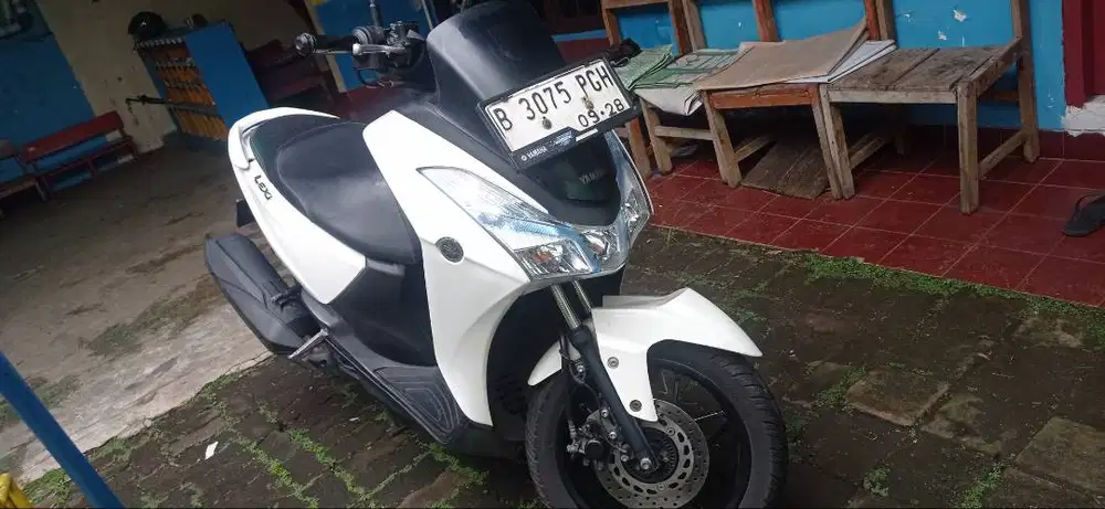 Bismillah,,,dijual YAMAHA LEXI Tahun 2018,