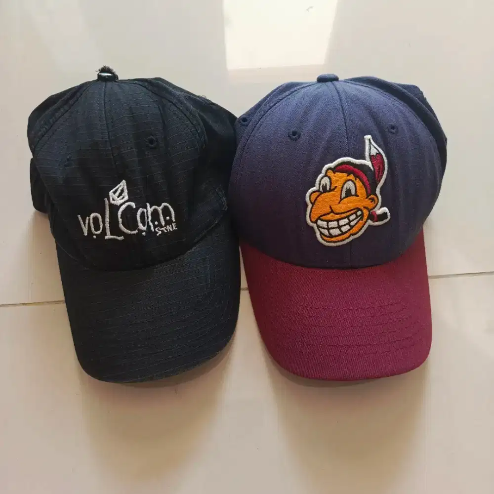 Paketan Topi Ori bekas