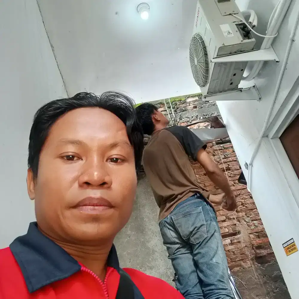 di cari Helper di bidang AC.