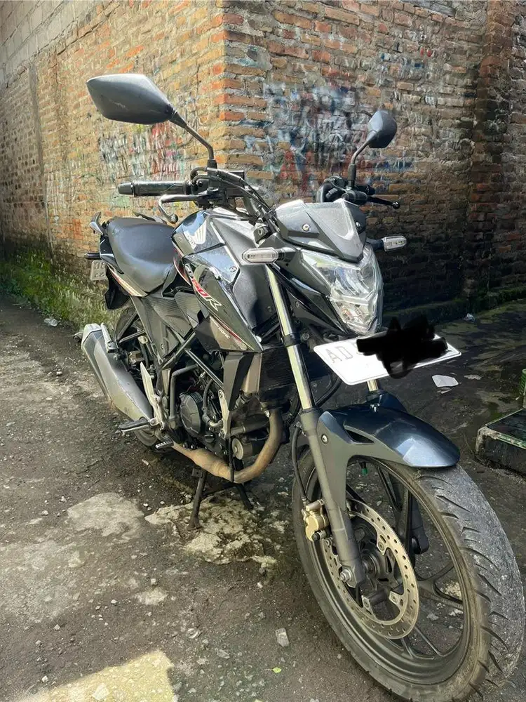 Honda Cb150R Hitam