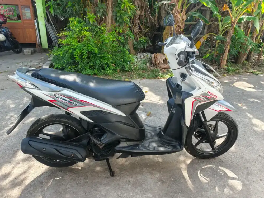 Vario techno tahun 2011 plat AB sleman