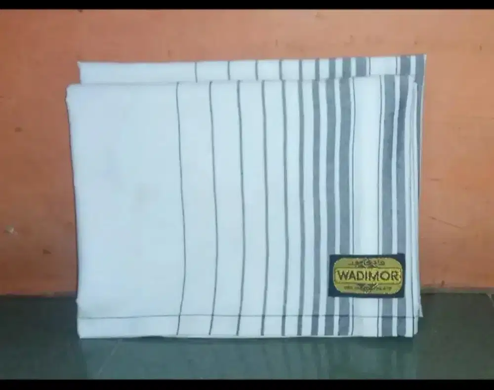 Sarung Wadimor Cantik