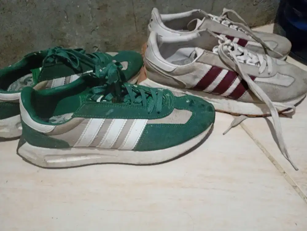 Dijual sepatu adidas