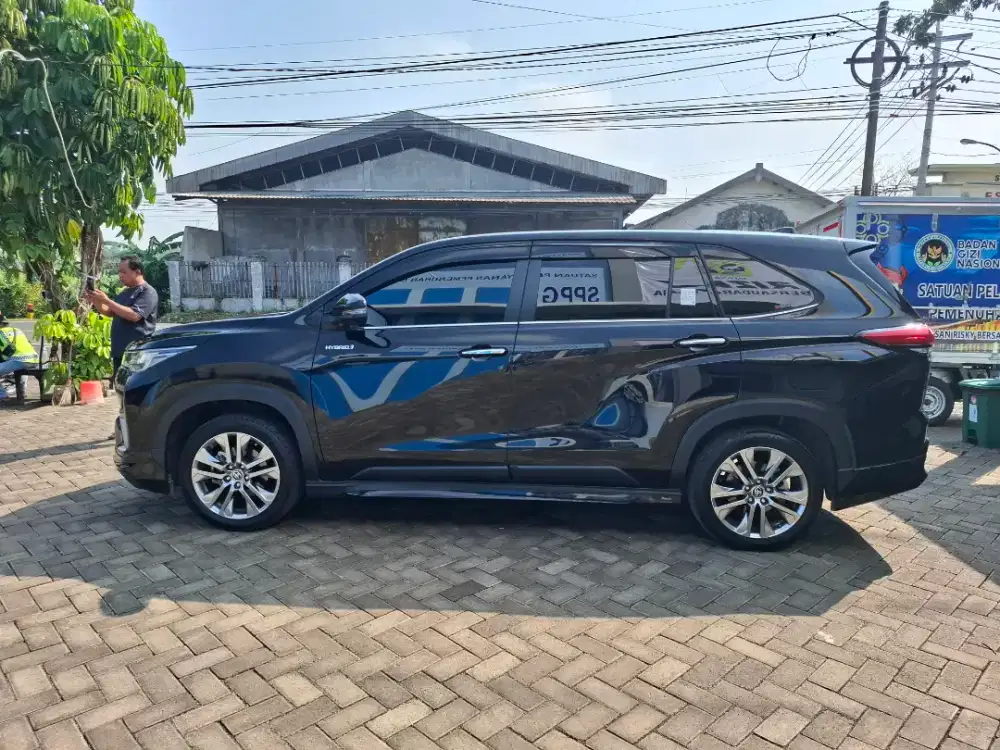 INNOVA ZENIX HYBRID Q